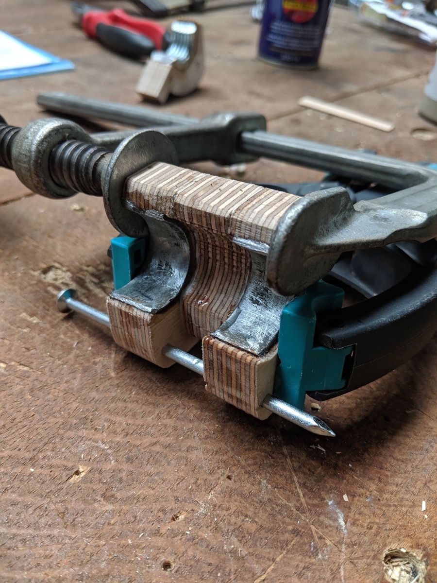 Quick-release vise