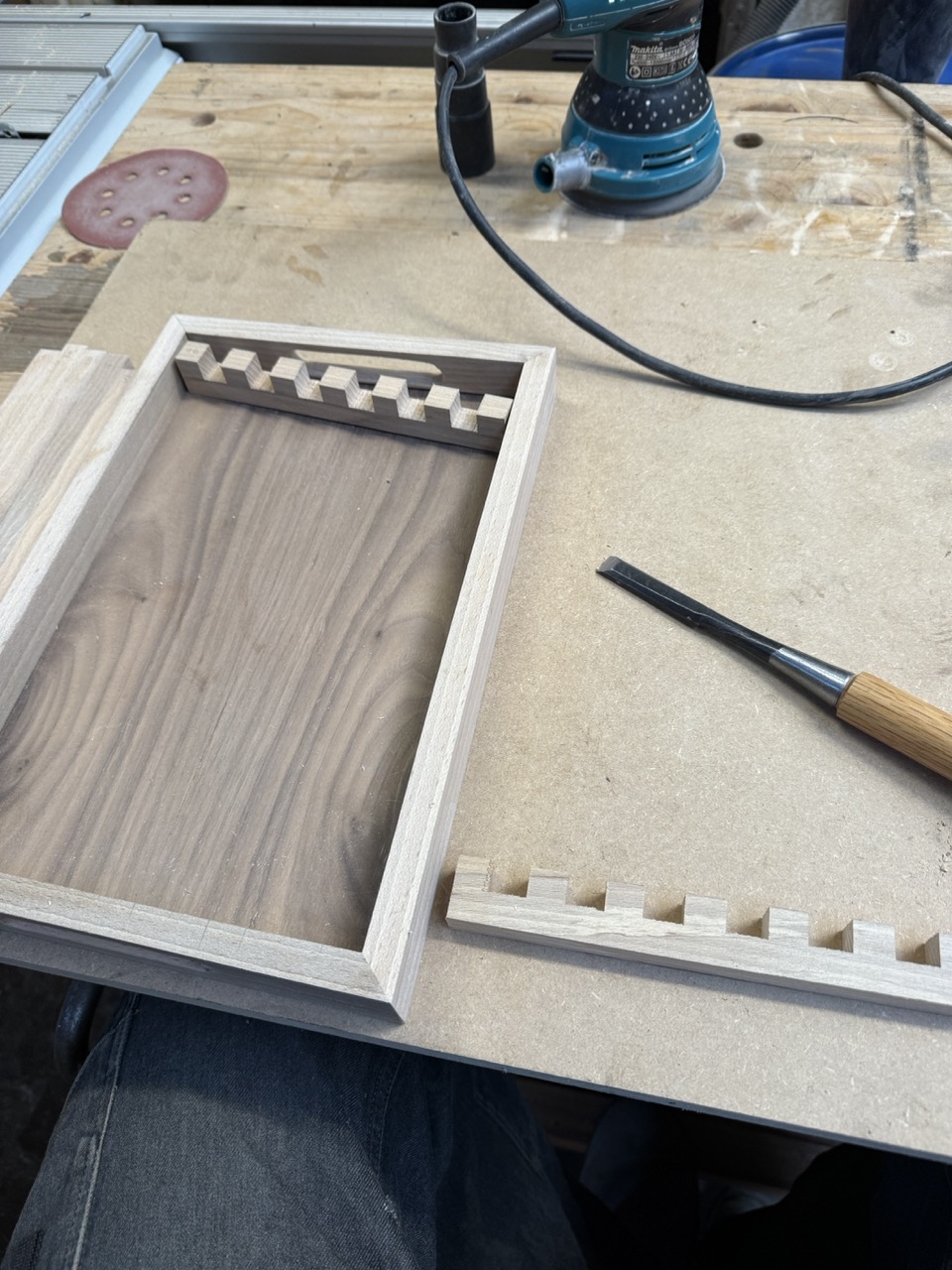 Bread cutting board