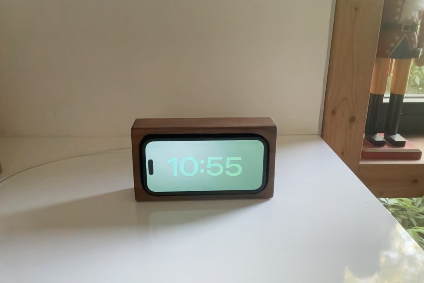 iPhone Standby Dock