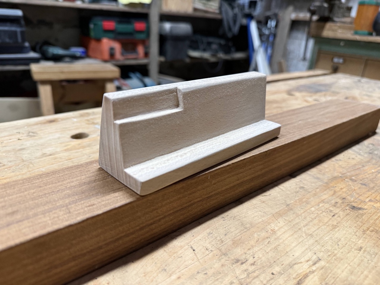 iPhone Standby Dock