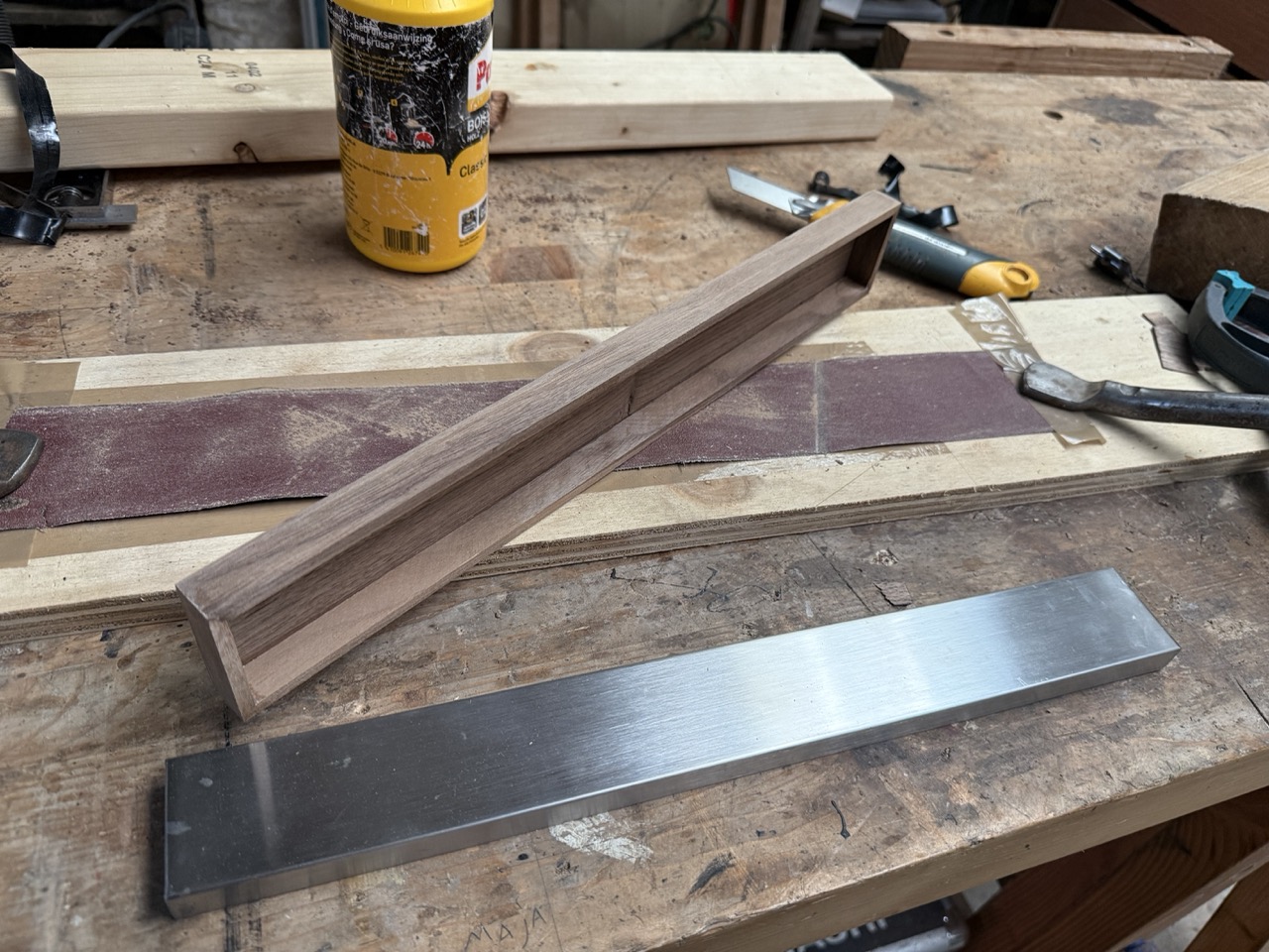 Knife rack